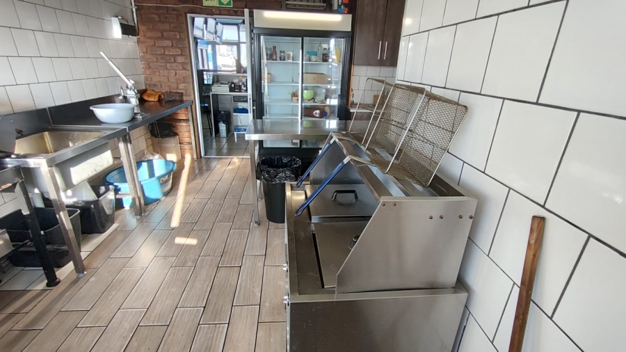 Commercial Property for Sale in Stilbaai Wes Western Cape